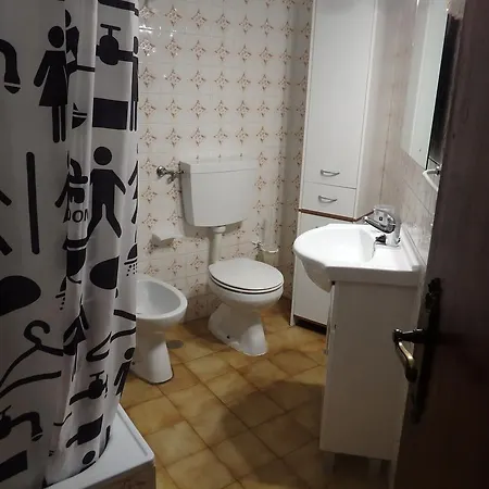 Retiro Praia Da Rocha * بورتيماو
